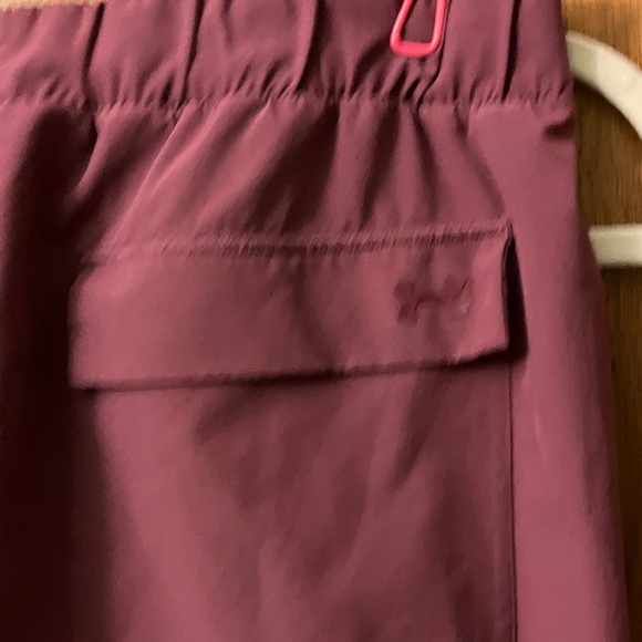 Under Armour Plum Jogger Pants Small - Picture 4 of 5